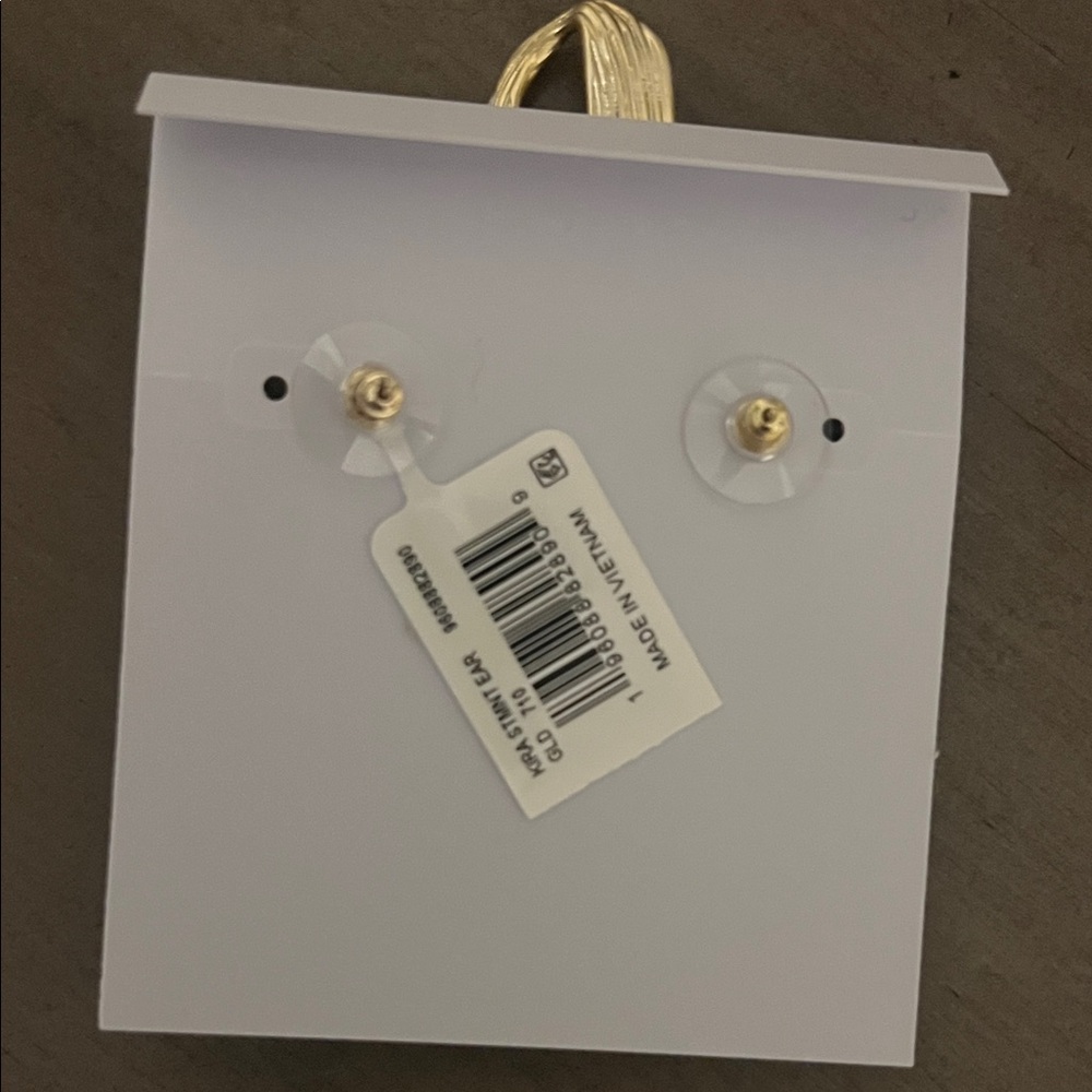 Kendra Scott Gold-Tone Link Jewelry Set with Drop Earrings, bracelet , necklace - Picture 5 of 7